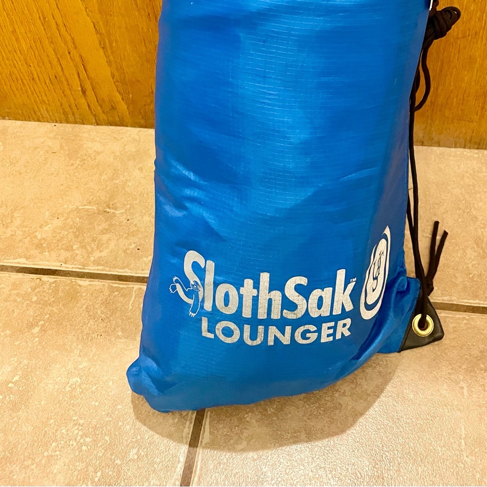 SlothSak Blue Portable Lounger